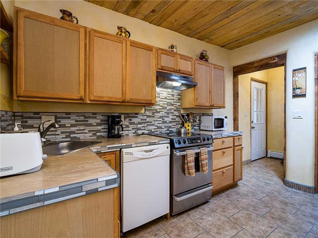 Casa Dulce, 3 Bedrooms, Walk To Town, Pet Friendly, Sleeps 6 Santa Fe