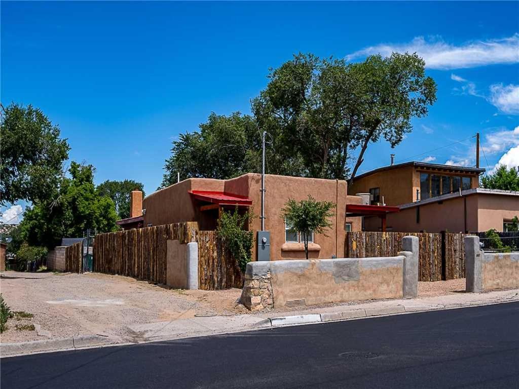 Holiday home Casa Dulce, 3 Bedrooms, Walk To Town, Pet Friendly, Sleeps 6 *