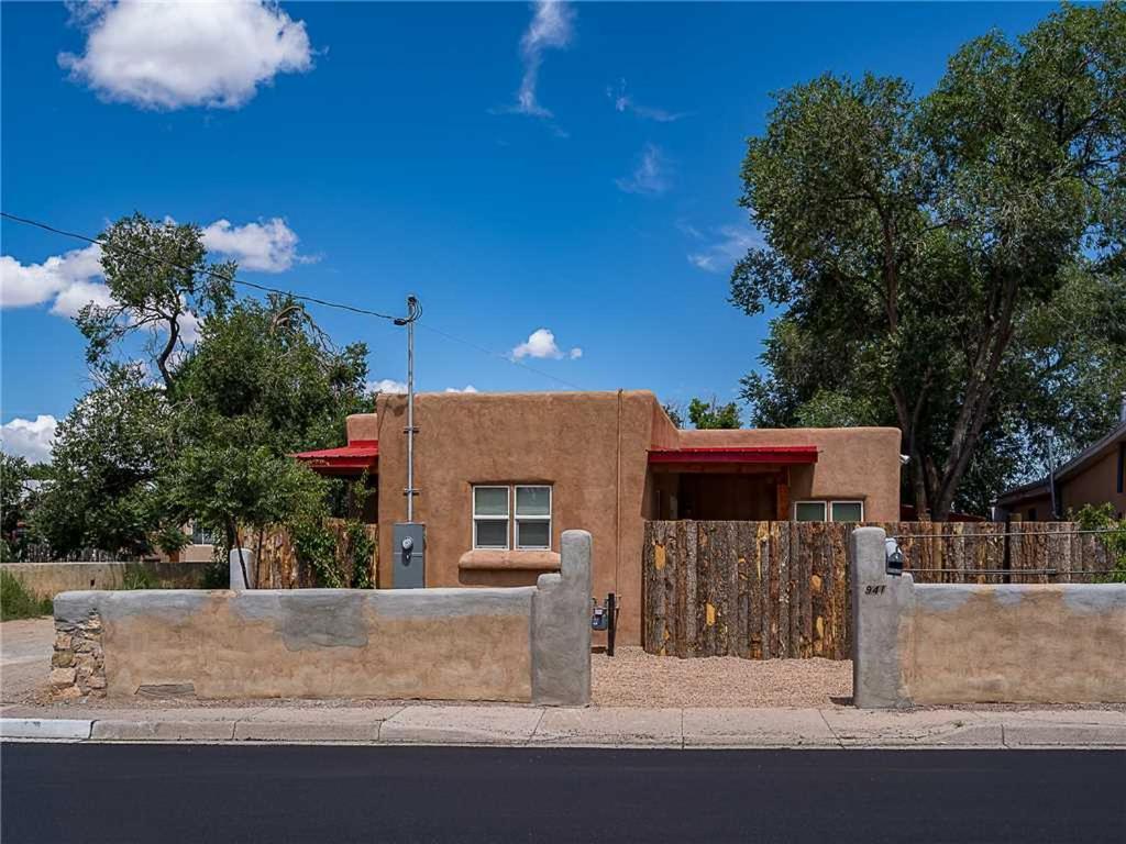 Casa Dulce, 3 Bedrooms, Walk To Town, Pet Friendly, Sleeps 6