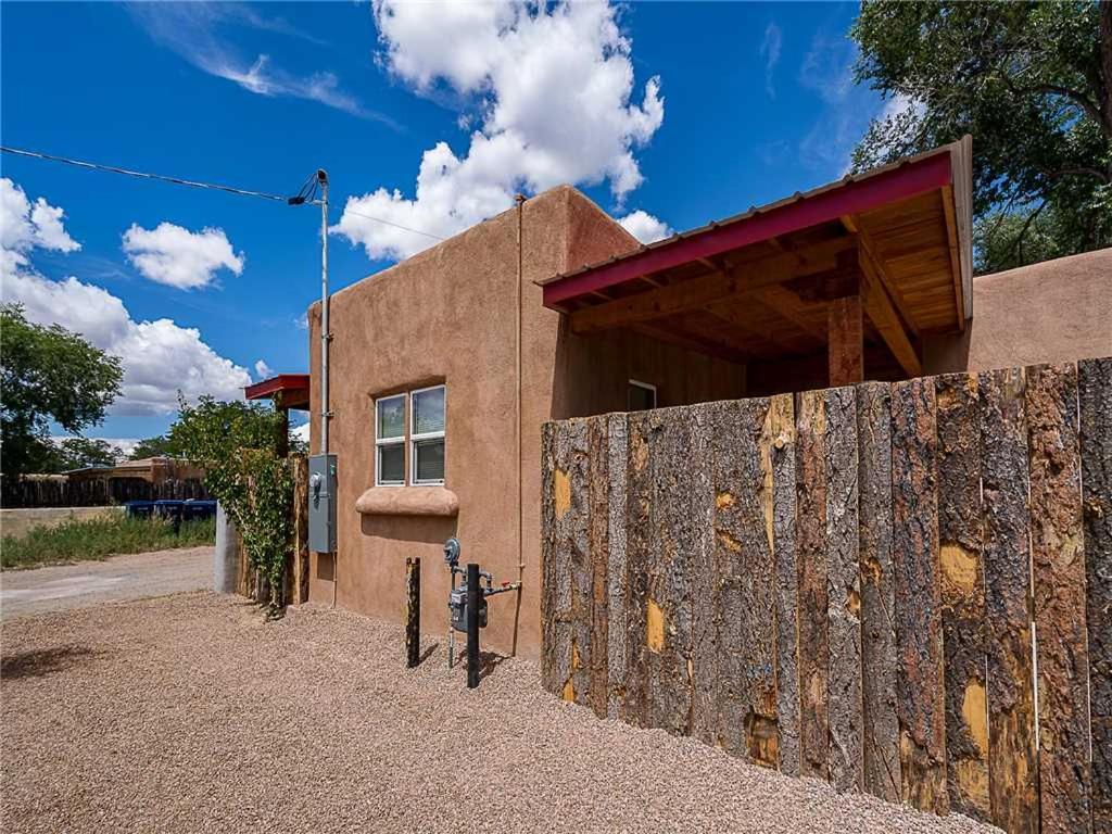 Holiday home Casa Dulce, 3 Bedrooms, Walk To Town, Pet Friendly, Sleeps 6 *